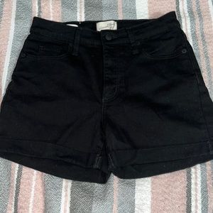 Universal Thread Black Shorts